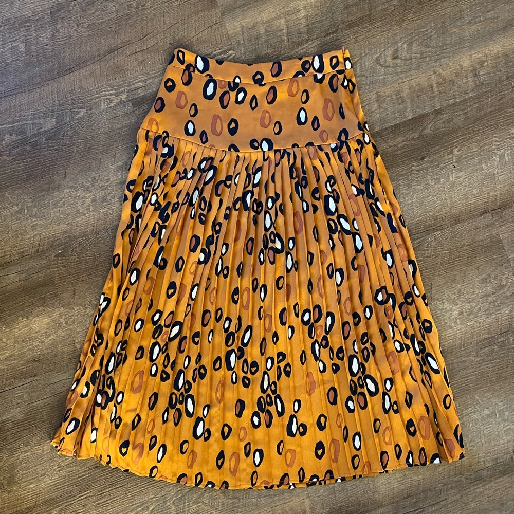 Never fully dressed midi skirt